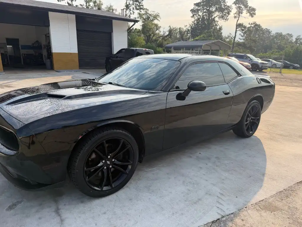 2018 Dodge Challenger R/T Plus's photo
