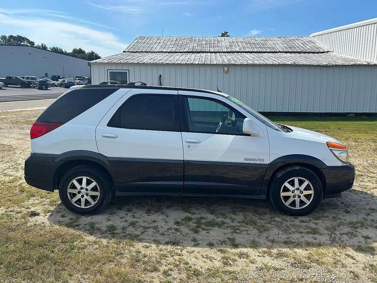 2003 Buick Rendezvous CX AWD photo 3