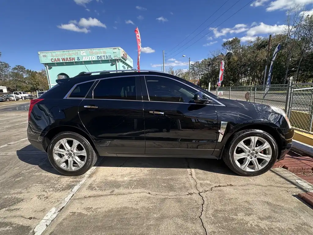 2011 Cadillac SRX FWD Premium Collection's photo