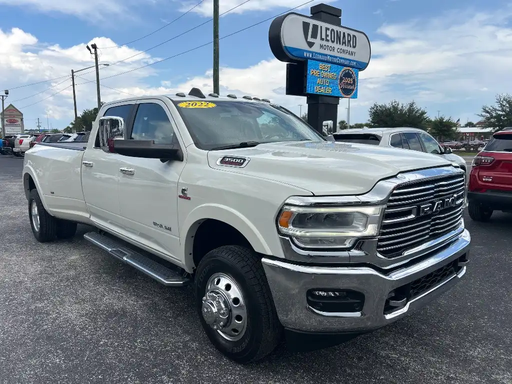 2022 RAM 3500 Laramie 4X4 Crew Cab LWB's photo