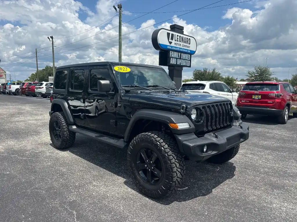 2022 Jeep Wrangler Altitude's photo