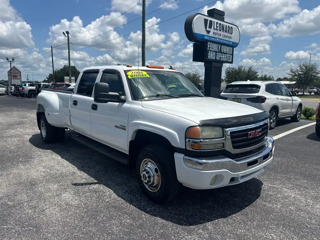 2006 GMC Sierra SLT 2WD Crew Cab DRW's photo