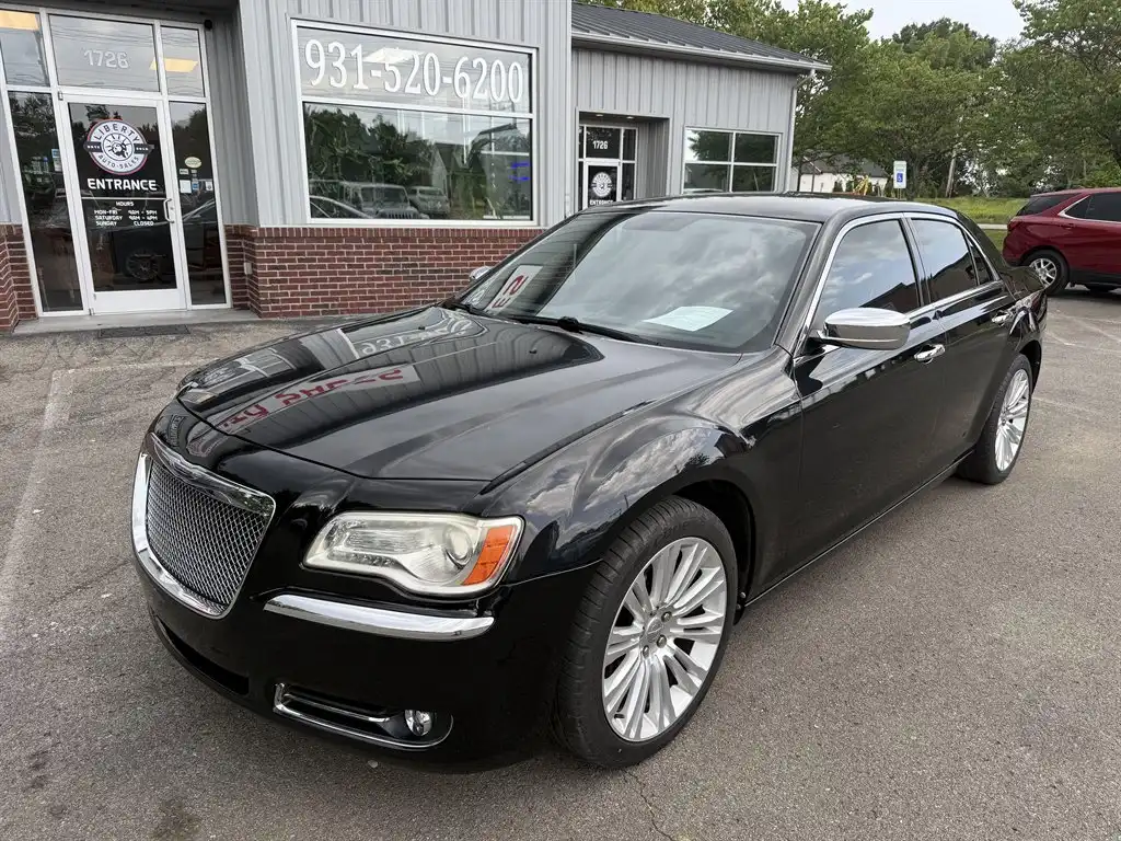 2012 Chrysler 300 Limited's photo