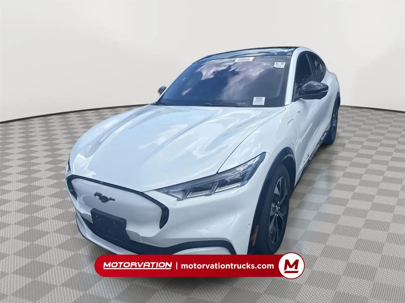 2021 Ford Mustang-Mach-e Premium's photo
