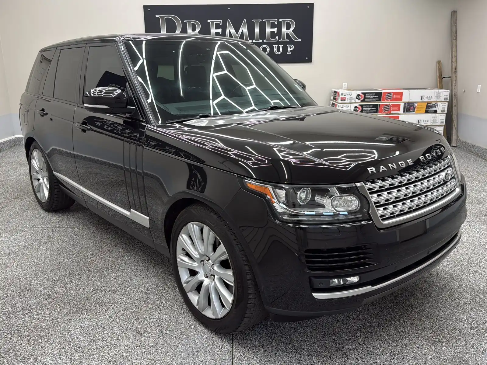 2017 Land Rover Range Rover V8 Supercharged's photo