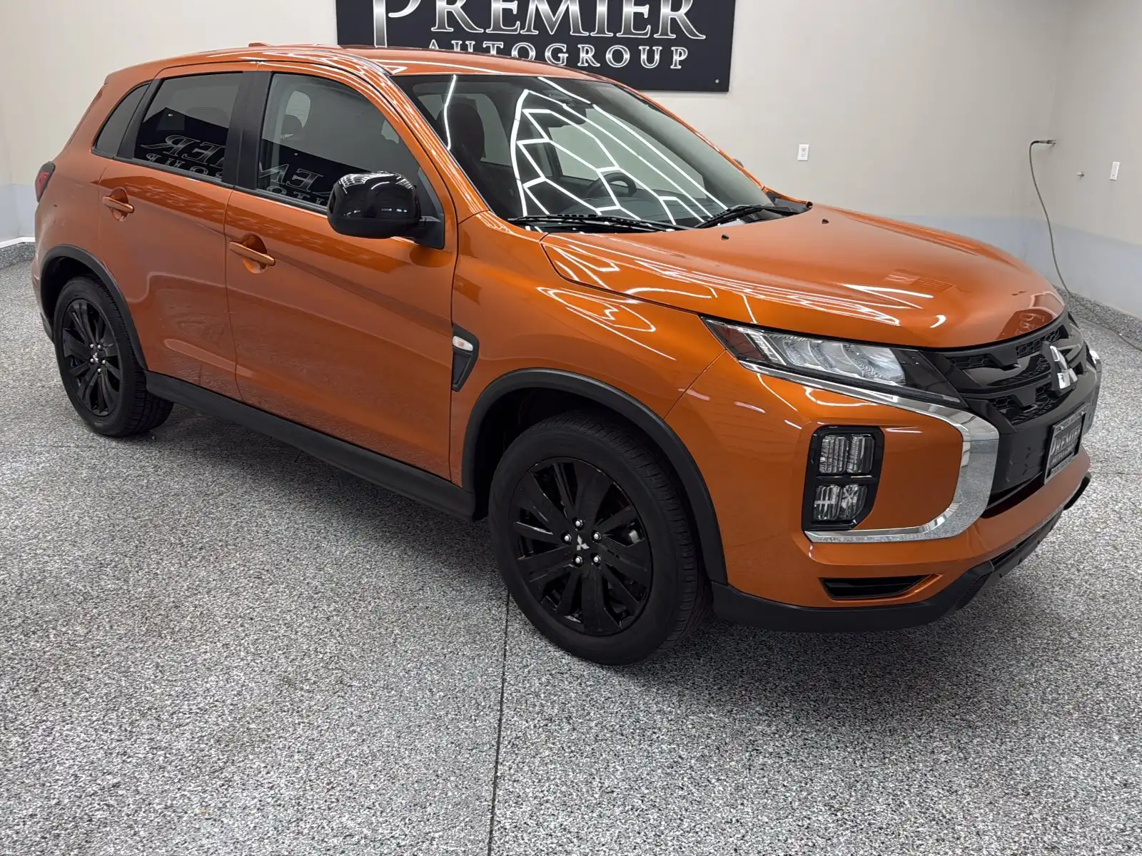 2025 Mitsubishi Outlander Sport 2.0 ES AWC CVT's photo