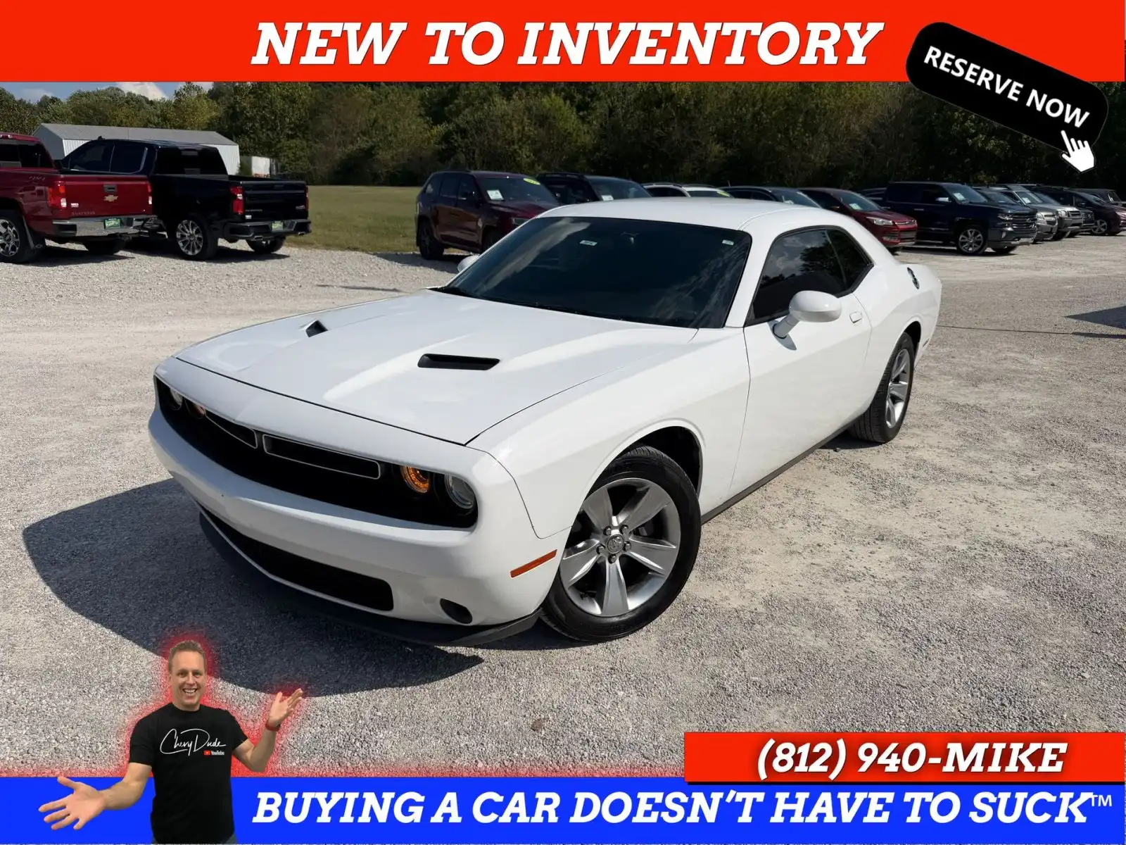2015 Dodge Challenger SXT's photo