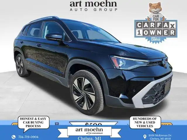 2025 Volkswagen Taos 1.5T SE 4Motion's photo