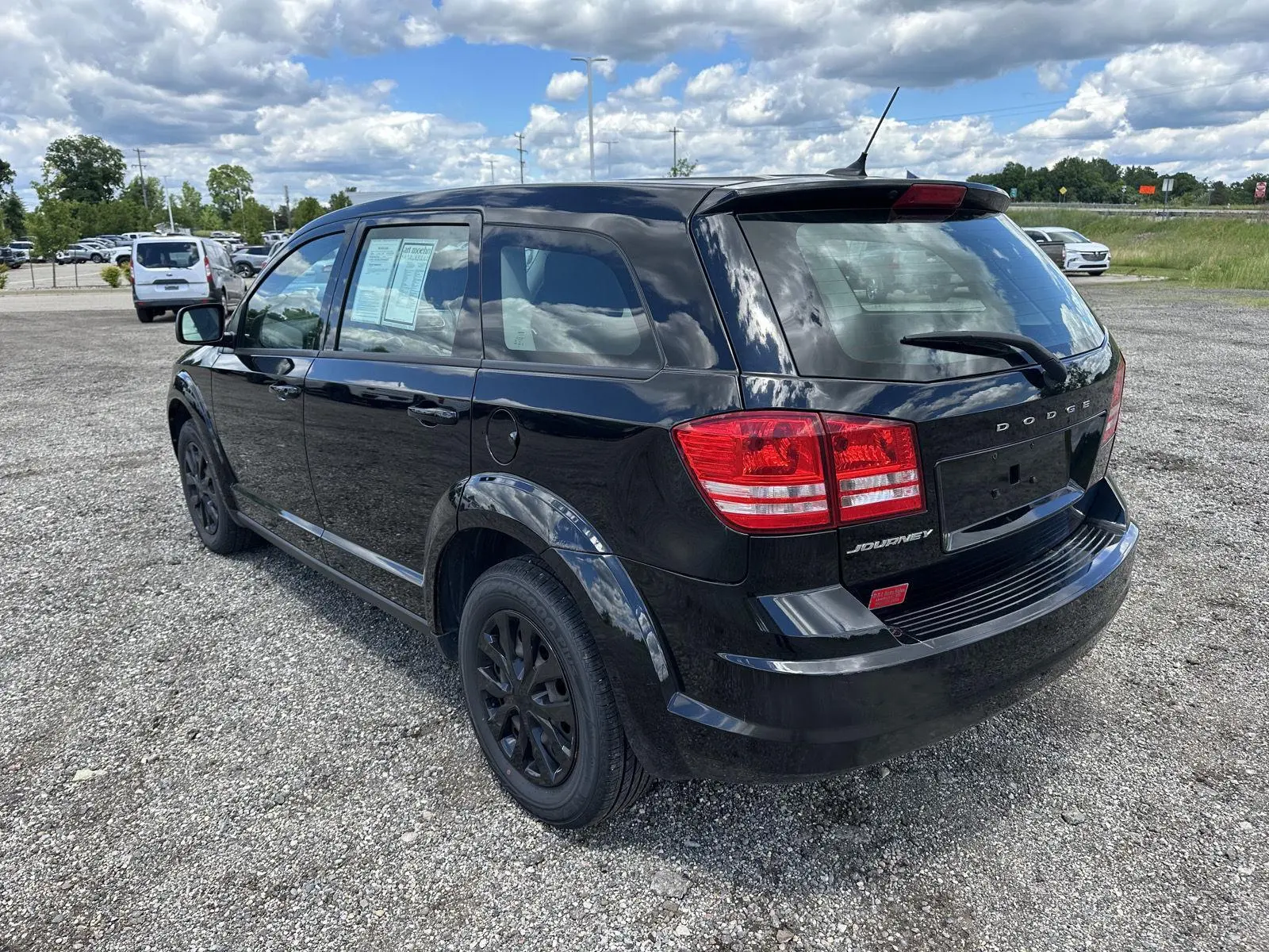 2014 Dodge Journey SE Plus photo 4