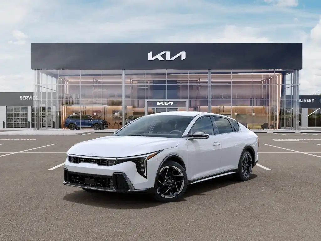 2026 Kia K4 GT-Line AT's photo