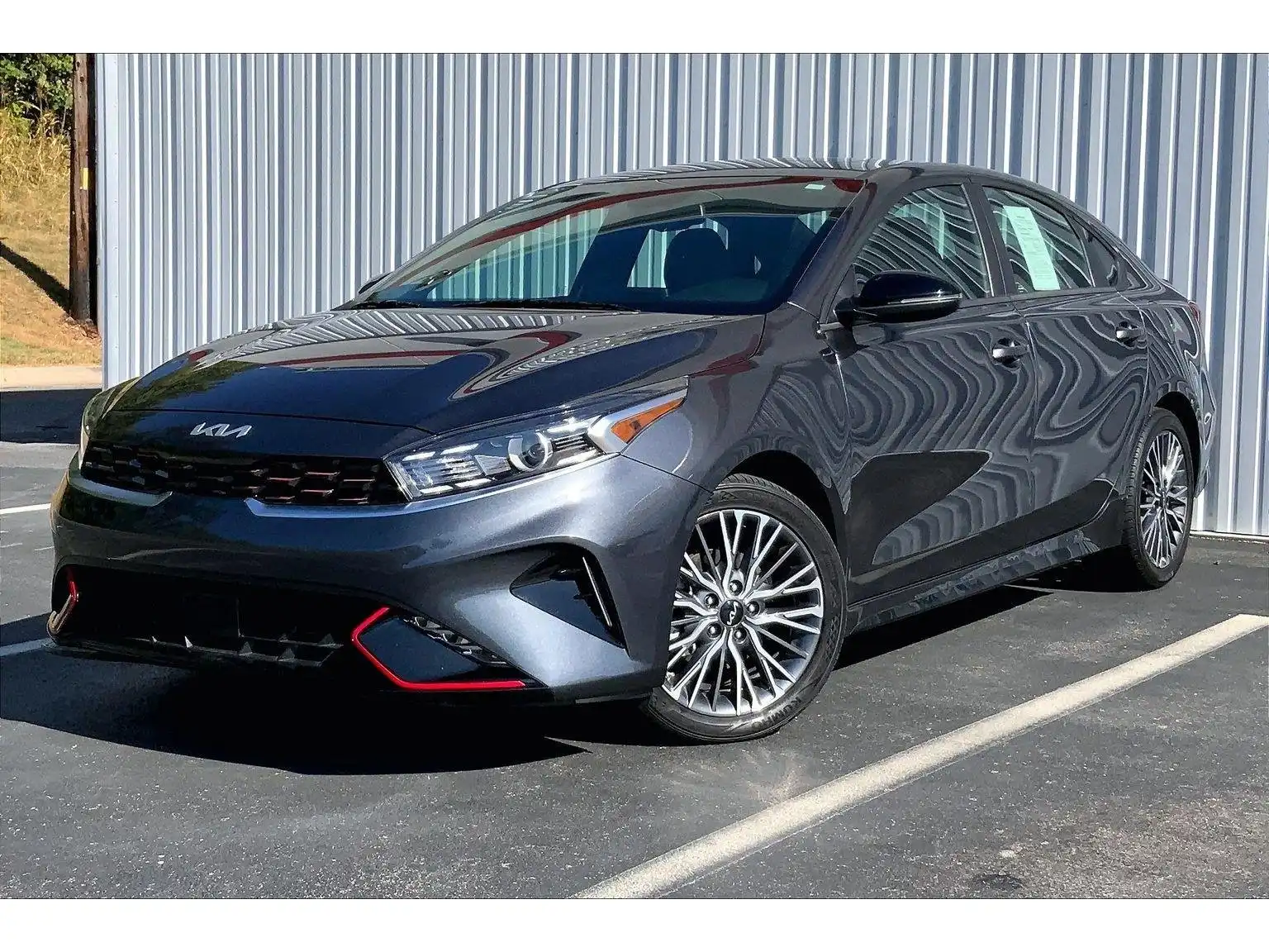 2024 Kia Forte GT-Line Auto's photo