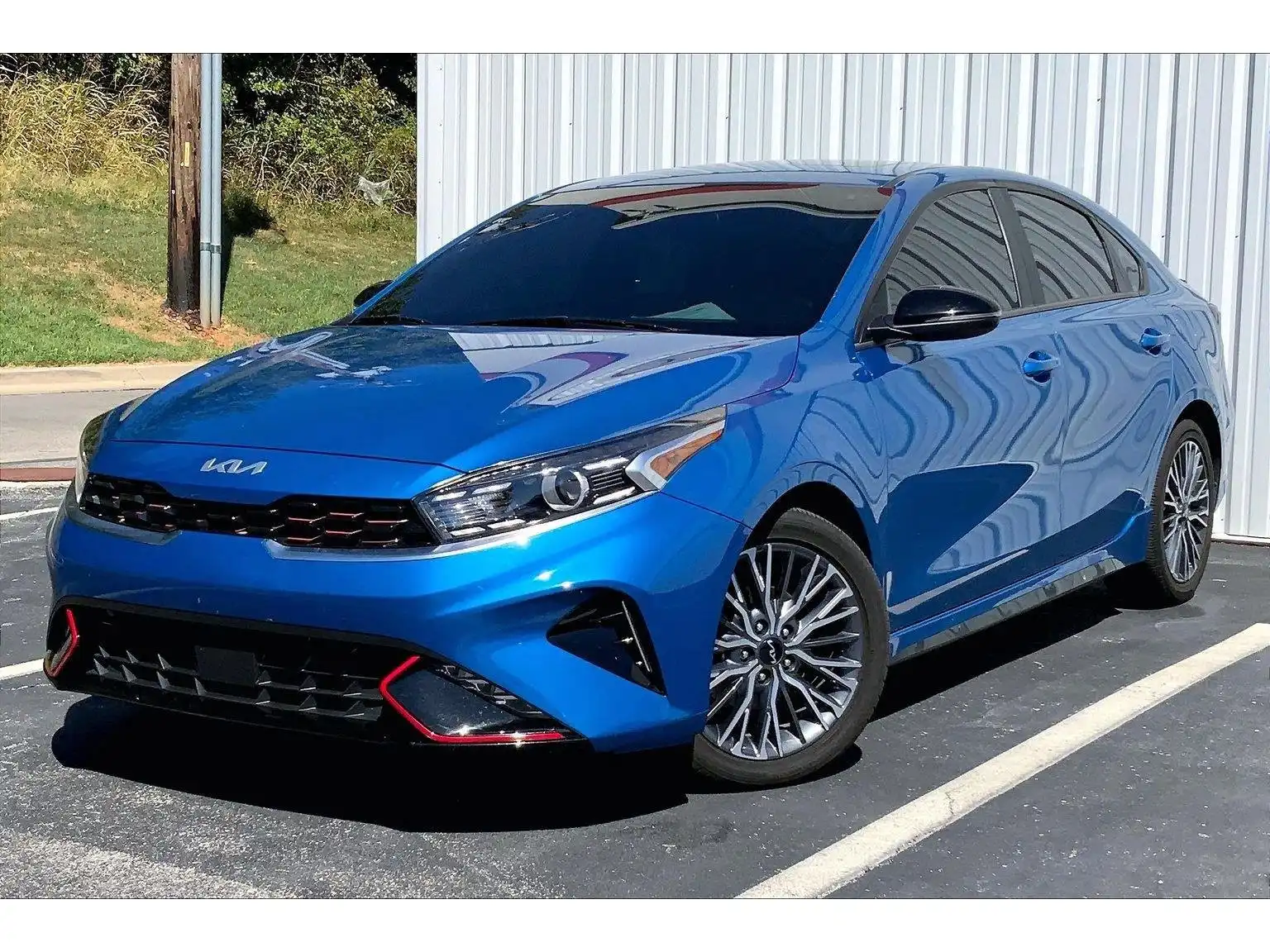 2023 Kia Forte GT-Line Auto's photo