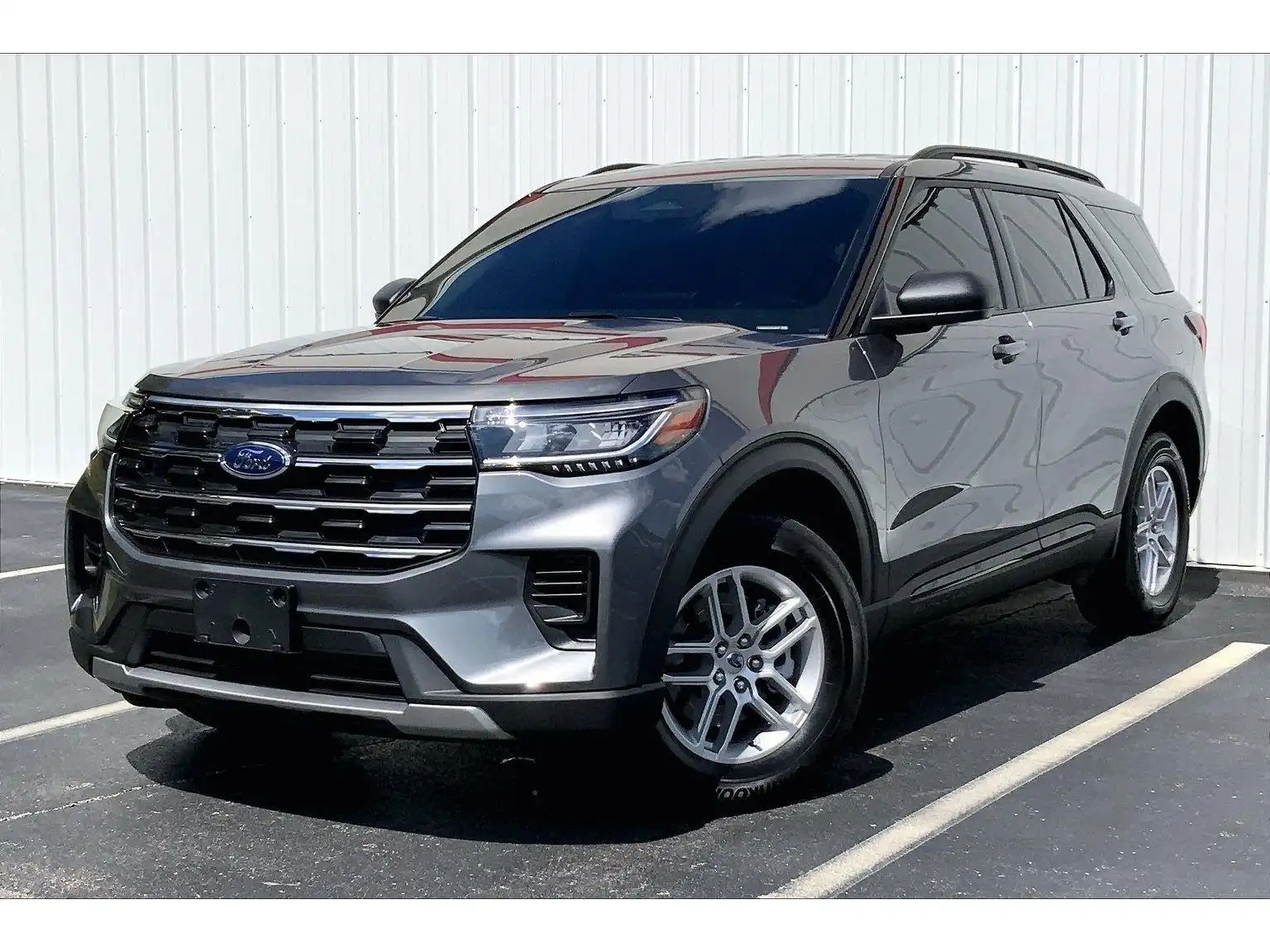 2026 Ford Explorer Active 4WD's photo