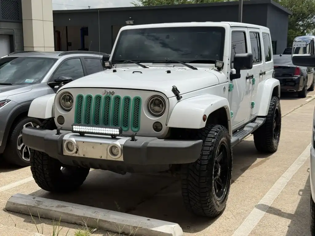 2013 Jeep Wrangler Sahara's photo