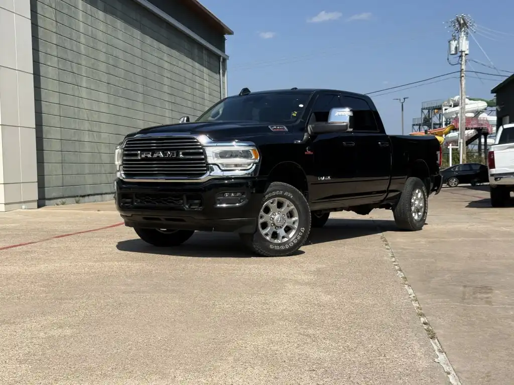 2024 RAM 2500 Laramie 4X4 Crew Cab SWB's photo