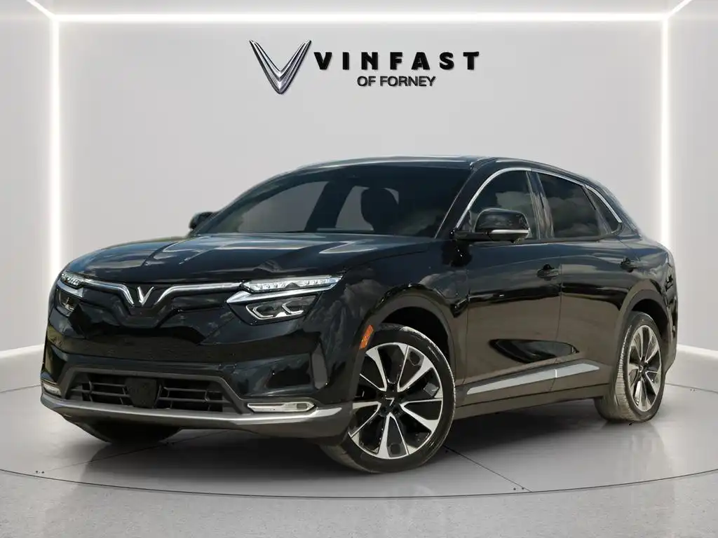 2025 VinFast VF 8 VF 8 Plus Standard Range's photo