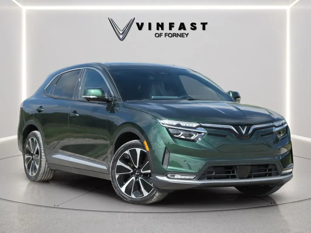 2023 VinFast VF 8 VF 8 Enhanced Range photo 4