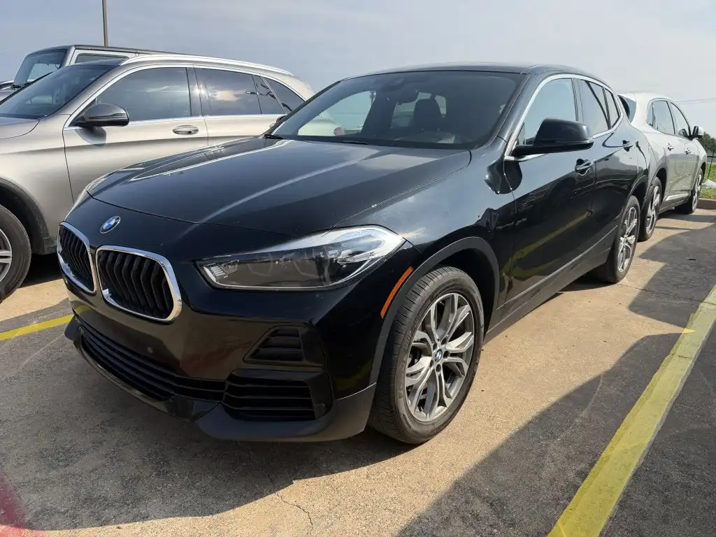 2022 BMW X2 xDrive28i's photo