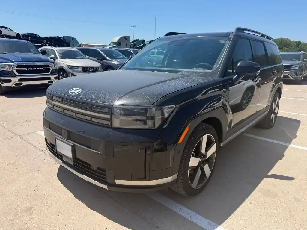 2025 Hyundai Santa Fe Limited Hybrid's photo