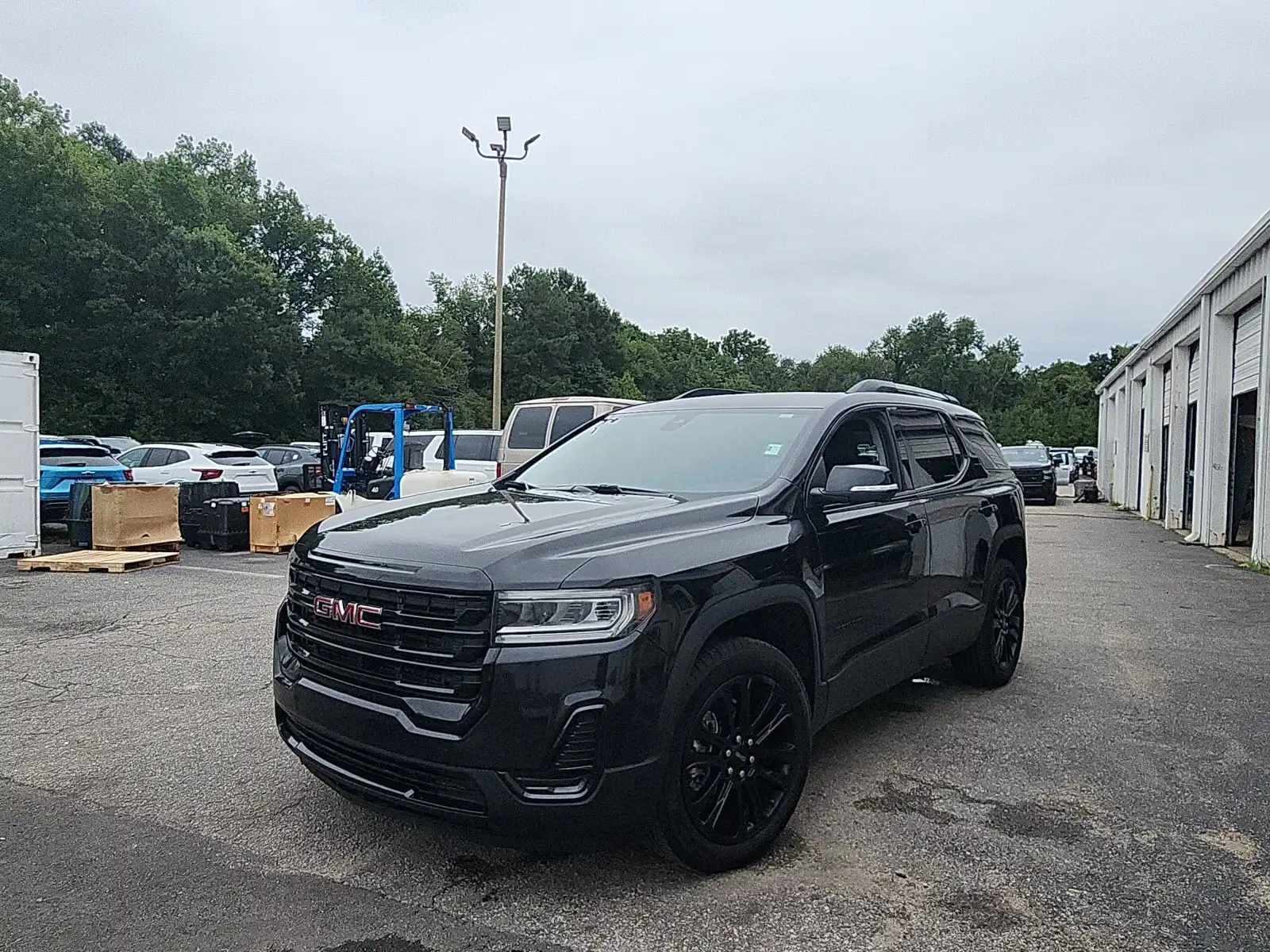 2023 GMC Acadia SLE FWD's photo