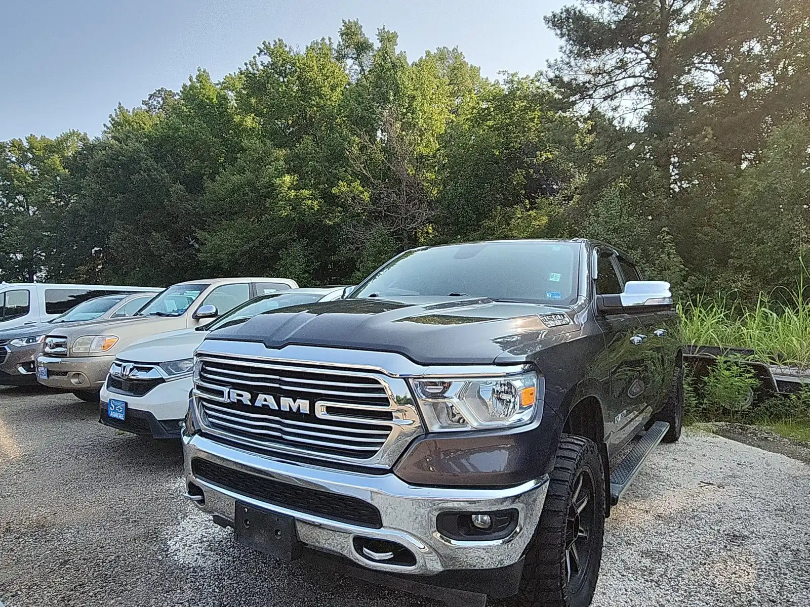 2019 RAM 1500 Big Horn/Lone Star 4x4 Crew Cab 6'4's photo