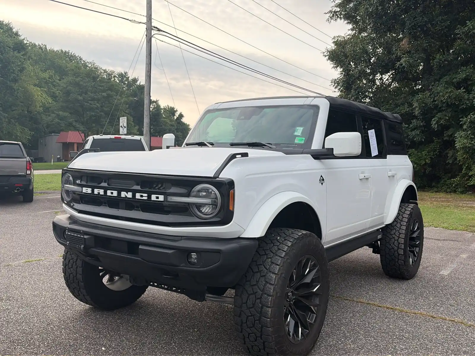 2023 Ford Bronco Outer Banks 4x4's photo