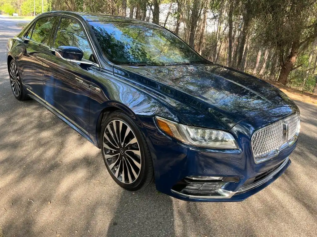 2017 Lincoln Continental Black Label AWD's photo