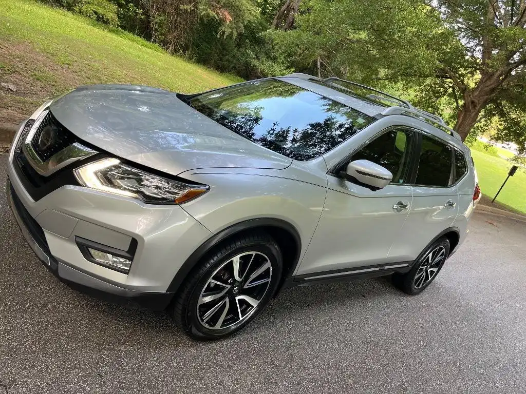 2018 Nissan Rogue SL AWD's photo