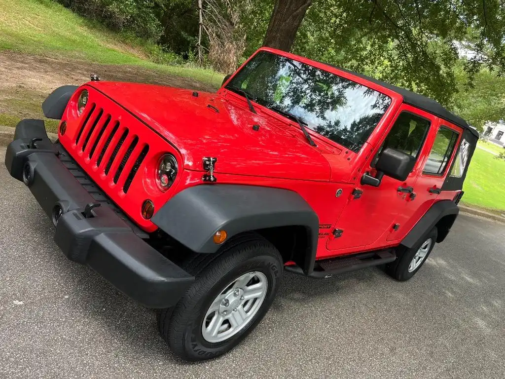 2013 Jeep Wrangler Sport's photo