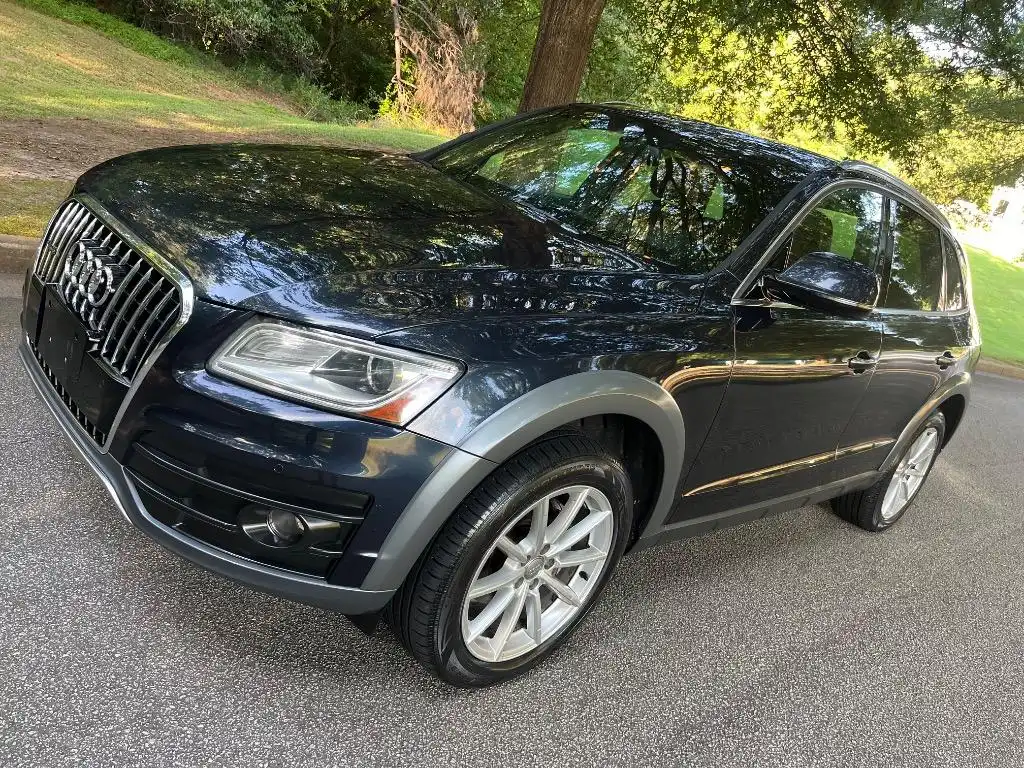2017 Audi Q5 2.0T quattro tiptronic Premium Plus's photo