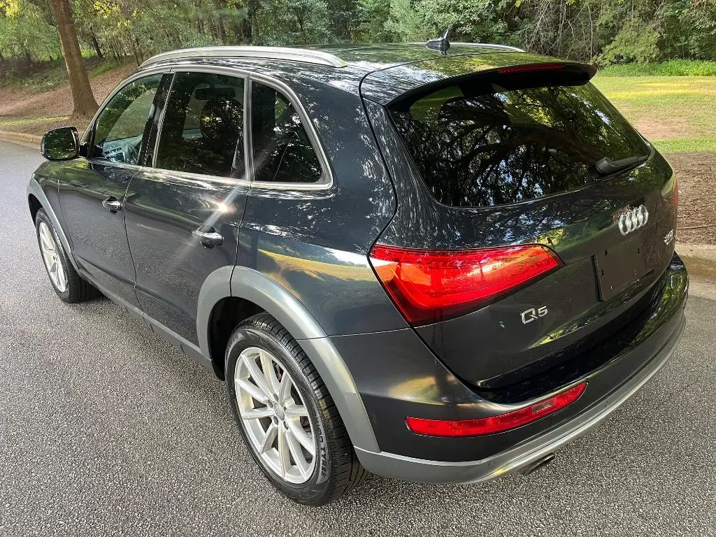 2017 Audi Q5 2.0T quattro tiptronic Premium Plus photo 3