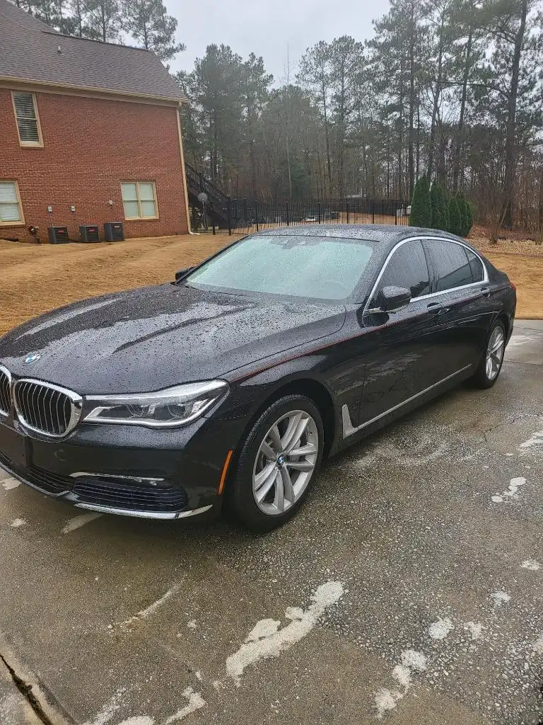 2017 BMW 7 Series 750i xDrive's photo