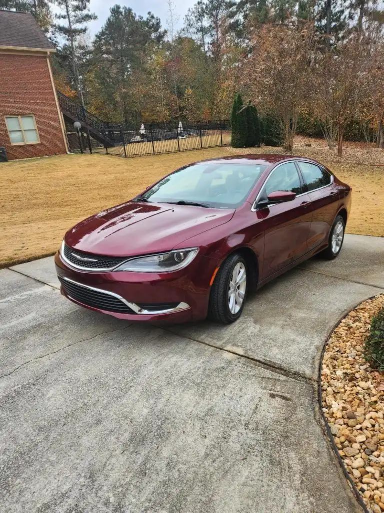2017 Chrysler 200 Limited Platinum's photo