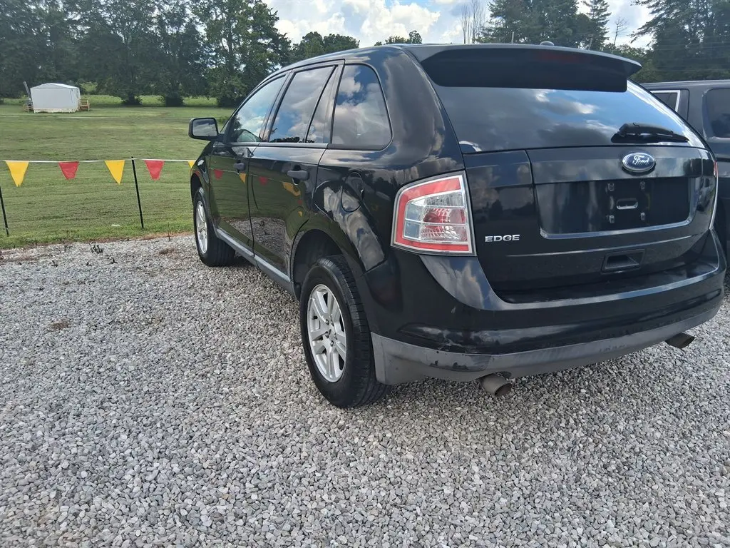 2008 Ford Edge SE photo 3