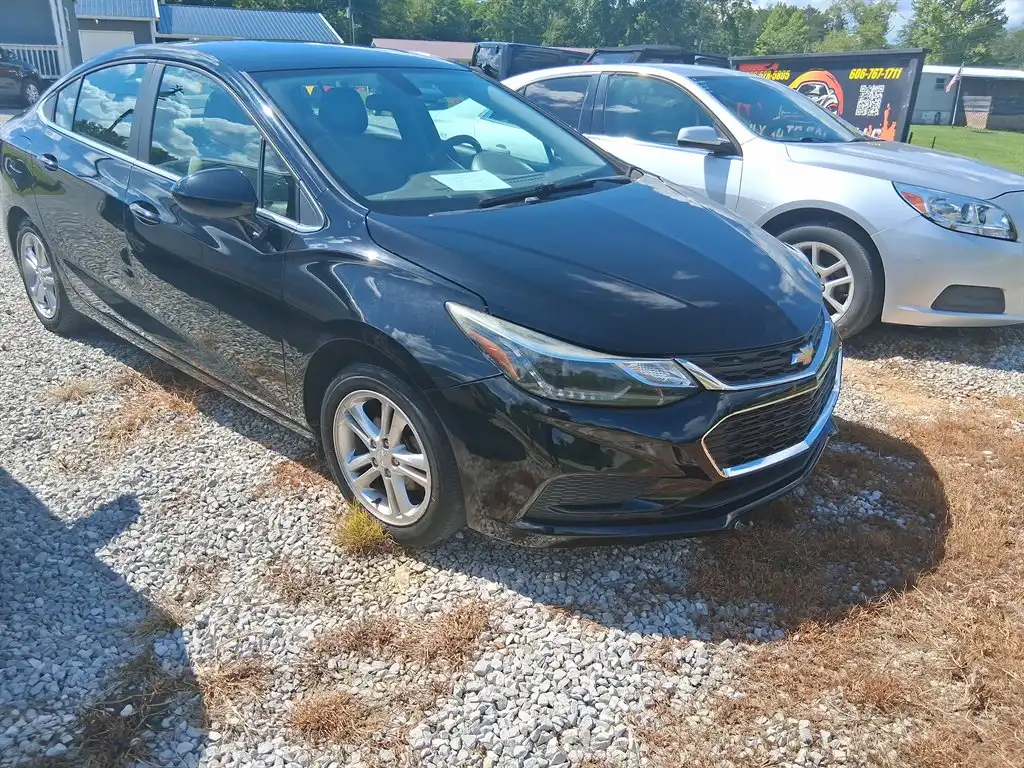 2018 Chevrolet Cruze 1LT Auto's photo