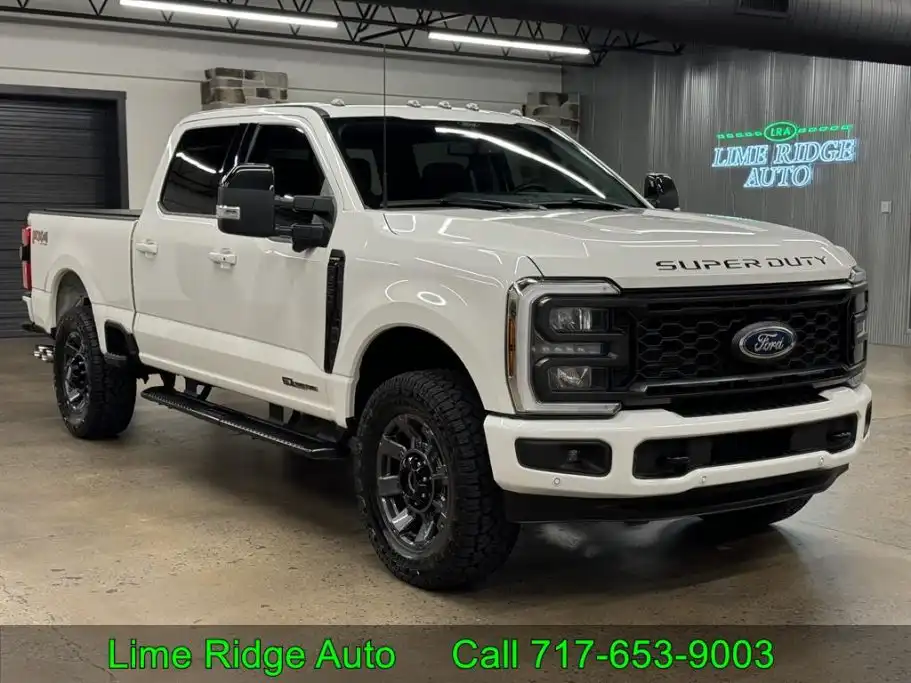 2024 Ford F-250 Lariat 4x4 Crew Cab 160 in's photo