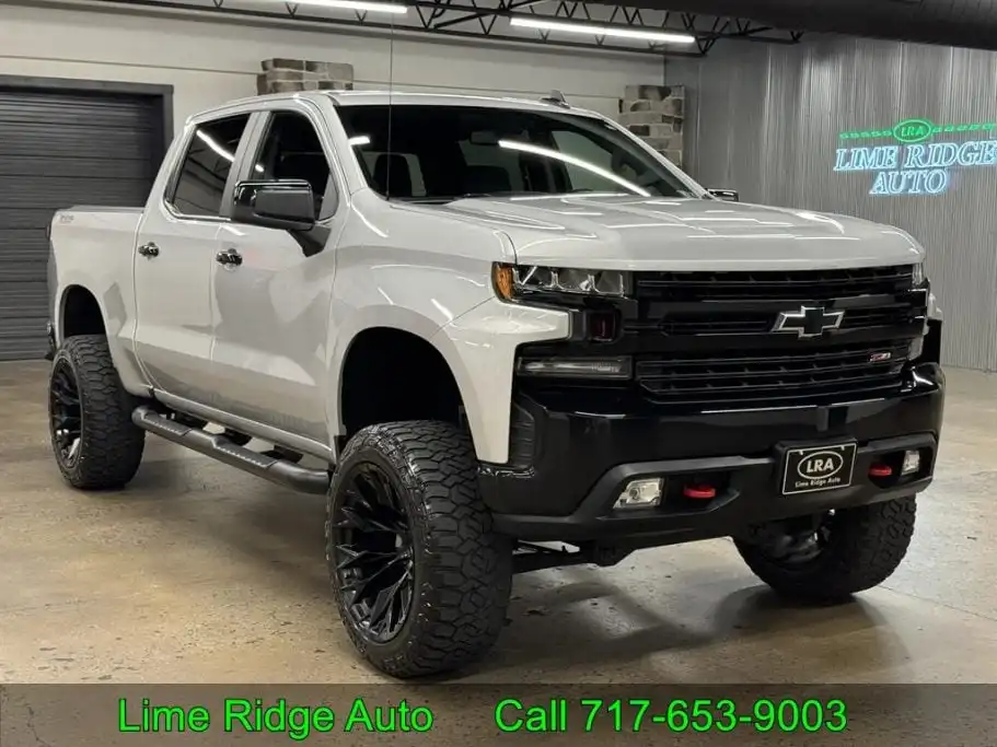 2021 Chevrolet Silverado 1500 LT Trail Boss 4WD Crew Cab Short Box's photo