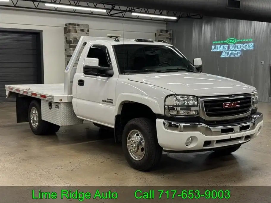 2007 GMC Sierra 4WD Regular Cab SLE1 SWB's photo