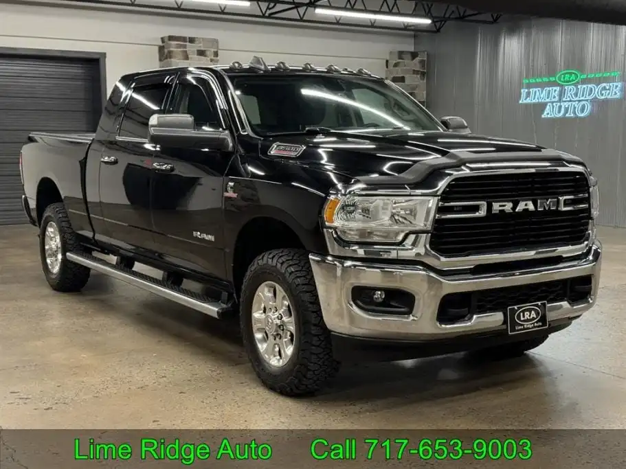 2019 RAM 3500 Big Horn 4WD Mega Cab's photo