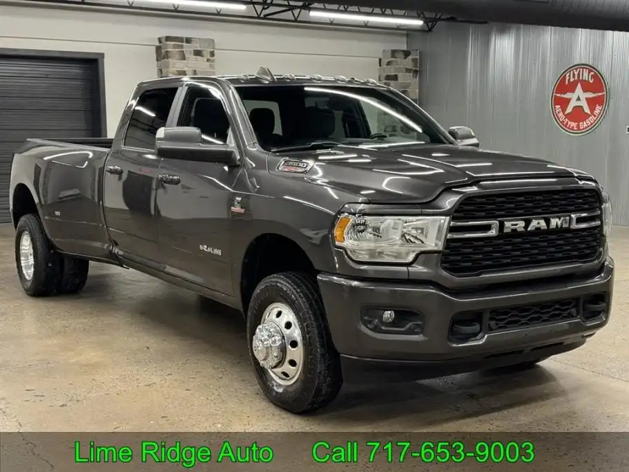 2022 RAM 3500 Big Horn 4X4 Crew Cab LWB's photo