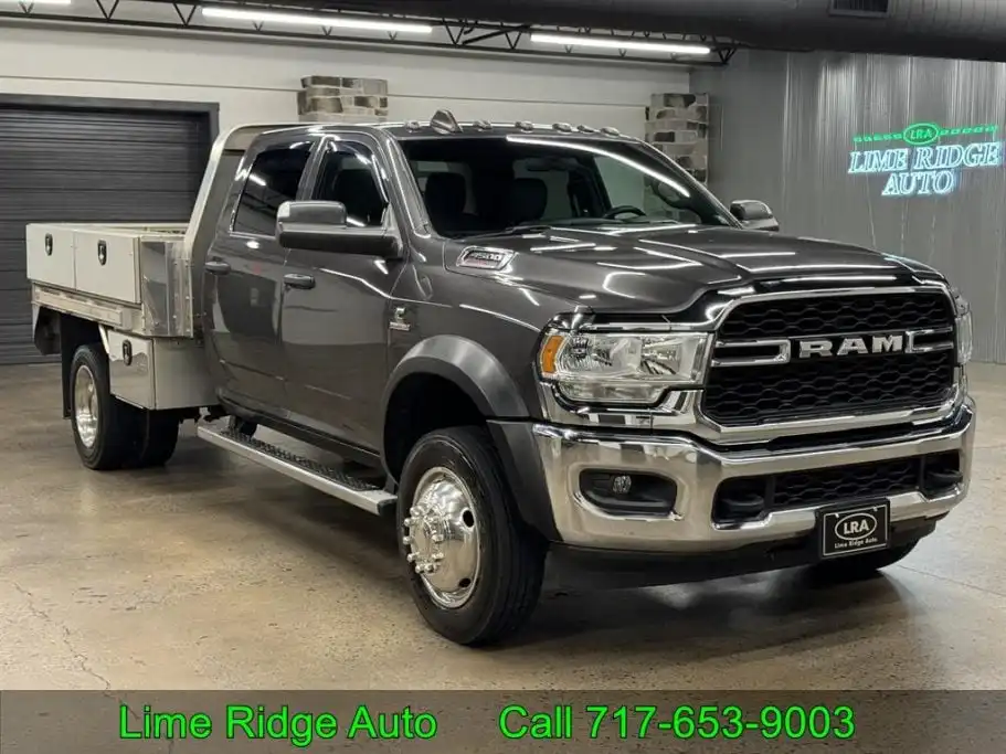 2022 RAM 4500 Tradesman 4X4 Crew Cab DRW 173" WB's photo