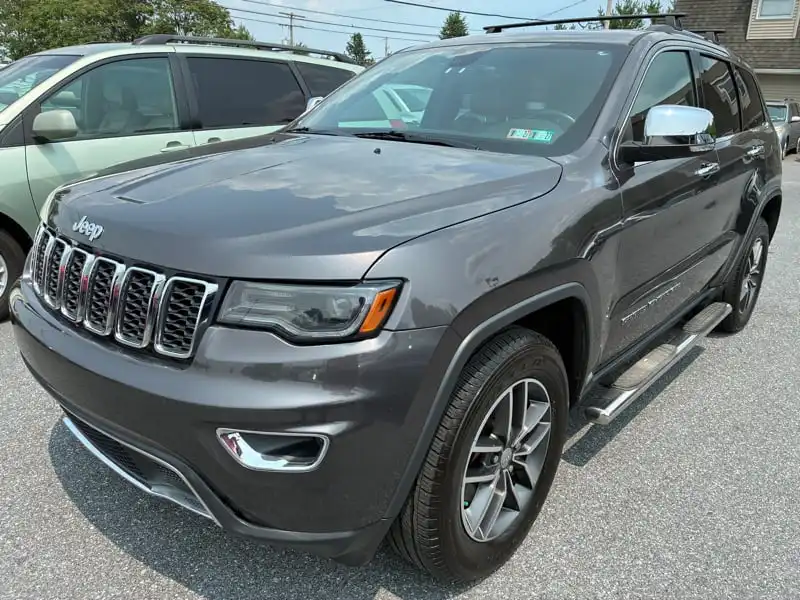 2017 Jeep Grand Cherokee Limited 4WD's photo
