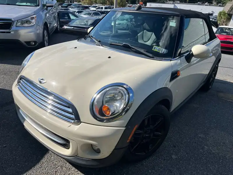 2012 MINI Cooper Base's photo