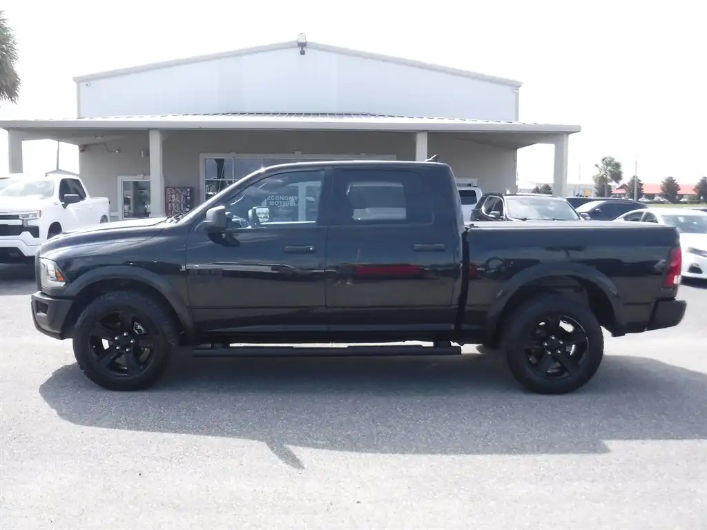 2022 RAM 1500 Classic Warlock 4x4 Crew Cab 5'7's photo