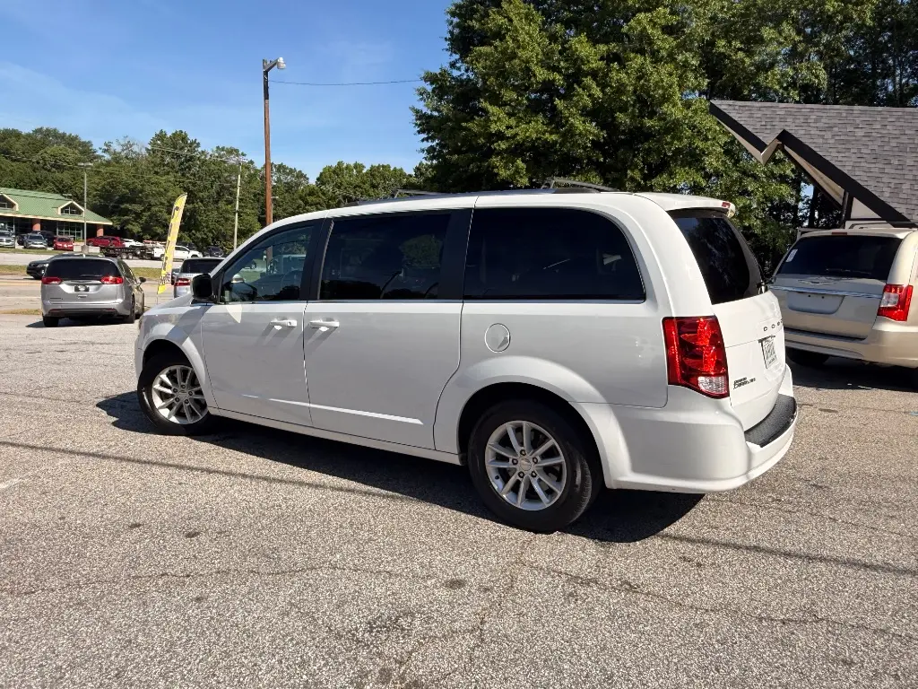 2019 Dodge Grand Caravan SXT photo 5