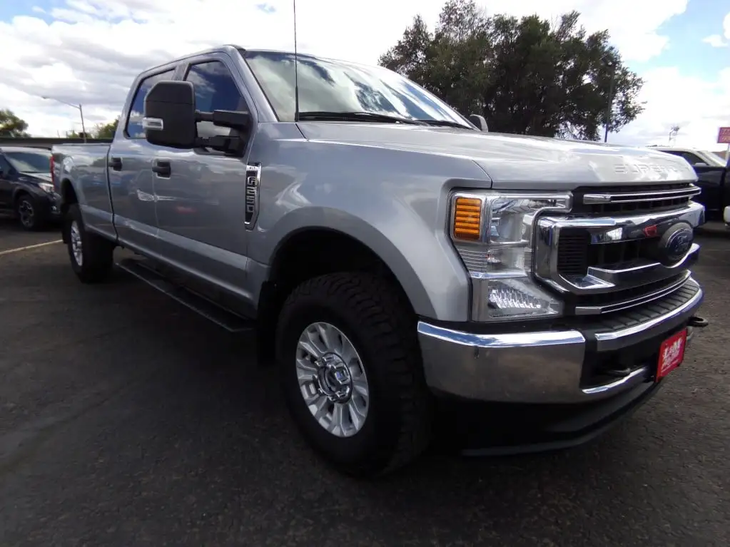 2021 Ford F-250 XLT 4WD Crew Cab 8' Box's photo