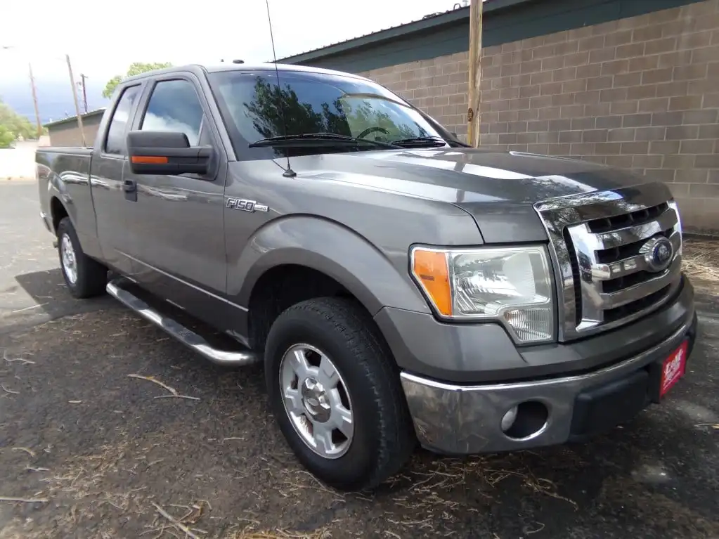 2012 Ford F-150 XLT SuperCab 145-in's photo