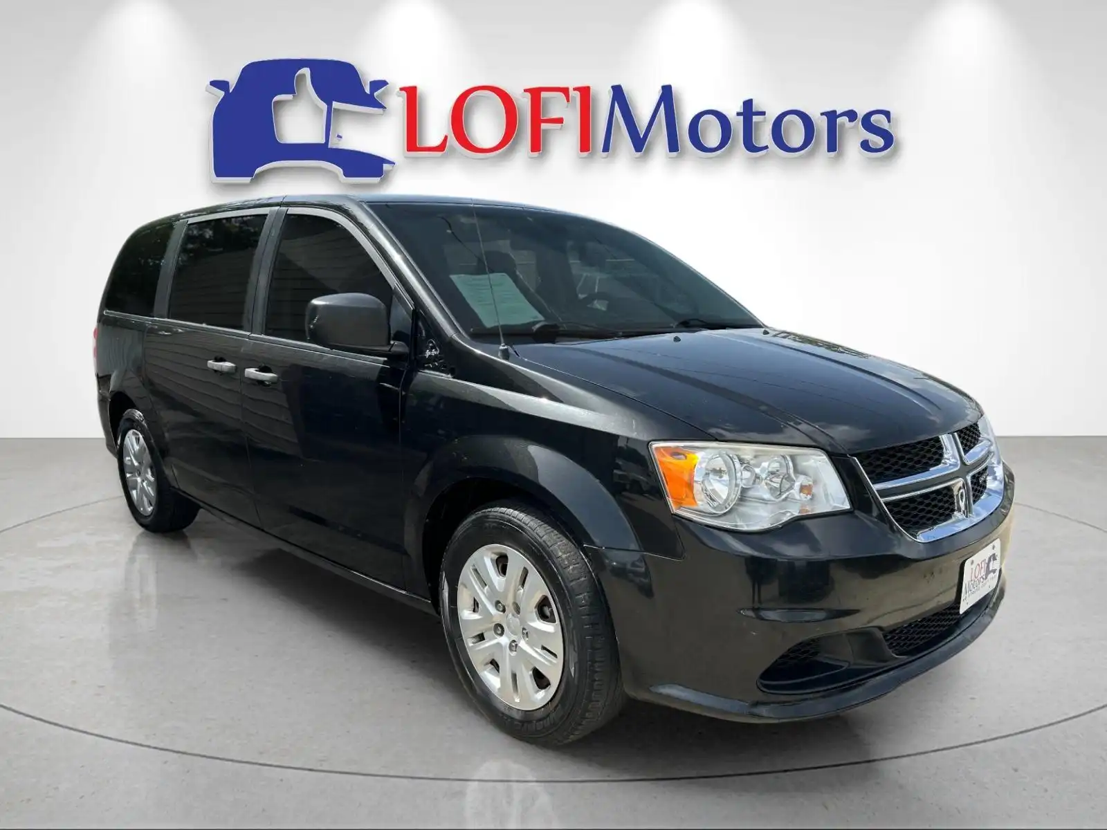 2019 Dodge Grand Caravan SE's photo