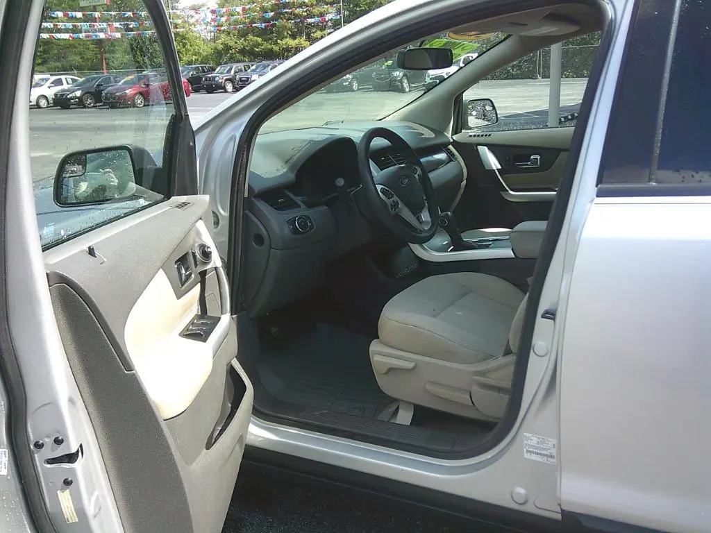 2014 Ford Edge SE AWD (Fleet) photo 5