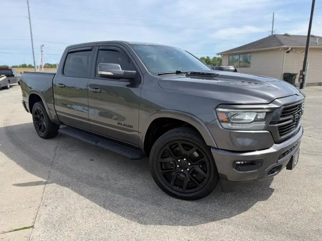 2021 RAM 1500 Laramie Crew Cab 5'7's photo